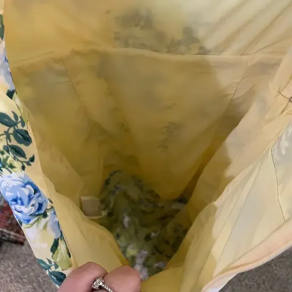 Abercrombie & Fitch Butter Yellow Ruffle Tiered Maxi Dress Blue Floral SZ M EUC - Picture 12 of 13